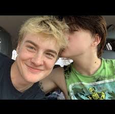 Is my leopard gecko too skinny?