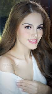 Claudia Mcafee's Instagram, Twitter & Facebook