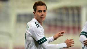 ˈseɾxjo ˈkoɾðoβa), is a venezuelan professional footballer who plays as a forward for bundesliga club fc augsburg, he also plays for the venezuela national team. Lozano Sobre Sebastian Cordova Tiene Gran Calidad Esa Ambicion Es La Que Debe Trabajar