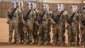 The states of germany are not allowed to maintain armed forces of their own. Koordinierte Raketenangriffe Auf Militarstutzpunkte In Mali Aktuell Afrika Dw 30 11 2020