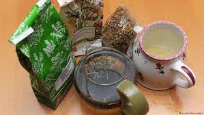 الشاي أنواع .. أيها مفيد للأوضاع المختلفة؟ | منوعات | نافذة DW عربية على  حياة المشاهير والأحداث الطريفة | DW | 31.10.2015