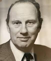 Hugh Moody's Instagram, Twitter & Facebook