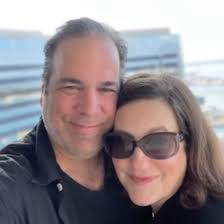 DC sobrevive en español! panini #eccediciones  https://www.comicsbeat.com/panini-comics-dc-ecc/