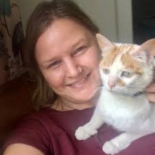 Heather Bacon (@AW_Vet)