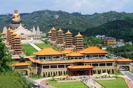 The main prayer shrine in fo guang shan (fgs) dong zen temple is breathtakingly beautiful! Fo Guang Shan Dong Zen Temple 2021 1 Top Things To Do In Jenjarom Selangor Reviews Best Time To Visit Photo Gallery Hellotravel Malaysia