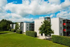 Raiffeisenbank eg, baunatal (europaplatz 1, 34225 baunatal). Hotel