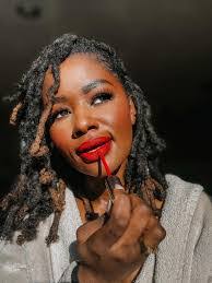 Carrie Rapp's Instagram, Twitter & Facebook