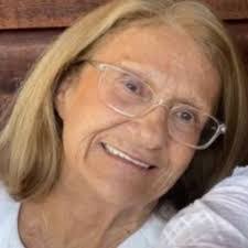 Ross Darwin's Instagram, Twitter & Facebook