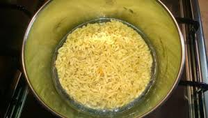 Per la ricetta del polpo all'orientale, cuocete il polpo immergendolo direttamente in acqua bollente con sedano, carota, cipolla, qualche grano di pepe, una foglia di alloro, un bicchiere di vino. Saikebon Tutta La Verita E Come Prepararli Nel Modo Giusto Recensione Paperblog