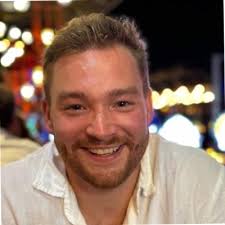 J'ai le plaisir de vous annoncer que j'occupe désormais le poste de  Conseiller commercial des professionnels chez Crédit Agricole  Franche-Comté.