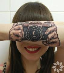 Ilginc Dovmeler 3d Dovmeler Fotograf Makinesi Kol Dovmesi