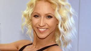 Enjoy the time off🎄⭐️🥰 xoxo… Kathrin Menzinger Frisch Verliebt Jetzt Zeigt Der Let S Dance Star Seinen Neuen Freund News De