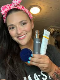 She says it works as a sunscreen and makeup primer.