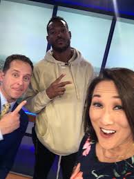 Look who stopped by our NBC 7 San Diego midday newscast today ! Marlon  Wayans was here to talk about his season finale of MARLON at 9pm tonight