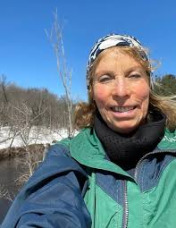 MikeCohen.ca: Côte Saint-Luc Lifeguard saves the life of avid swimmer  Sharon Zigman