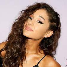Ariana Grande News On Twitter Curly Hair Styles Naturally Hair Styles Ariana Grande News