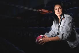 In echipa ideala a stagiunii se afla si fostele jucatoare ale csm bucuresti, majda mehmedovici si nora mork. Cristina Neagu Handball Red Bull Athlete Profile