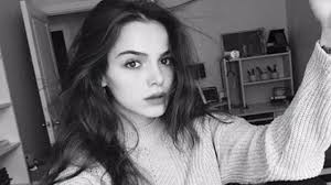 İşte afili aşk'ın ayşe'si burcu özberk ve ünlülerin estetiksiz halleri. Son Yaz Dizisi Yagmur Kimdir Hafsanur Sancaktutan Kac Yasinda Hafsanur Estetiksiz Hali