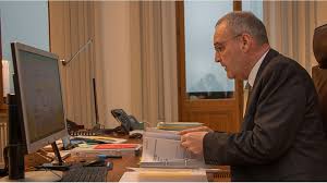 Guy parmelin was born in bursins (vaud) on 9 november 1959. Pr Aus Dem Bundeshaus Guy Parmelin Wird Zum Blogger Pr Corporate