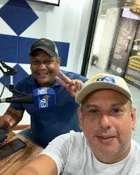 Un placer haber compartido con mi hermano Uber Carreño, Director de Danzas  Palguarime en nuestro Programa #MadeInMargarita @mgta.fm promoviendo lo  nuestro#SomosJovenesArtistas #SomosTeamJLM @profegarciag  @jlmproduccionesoficial @neirasc ...