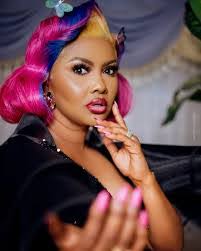 Nana Kusi's Instagram, Twitter & Facebook