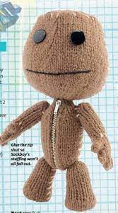Hace tiempo que no publico una entrada porque no tengo demasiado tiempo entre. Sackboy From Little Big Planet Little Big Planet Knitting Patterns Toys Knitting Patterns