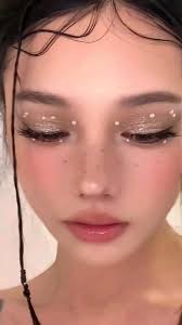 Zane Wong (zanezaneee)