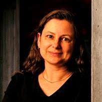 Carolyn Barrett's Instagram, Twitter & Facebook