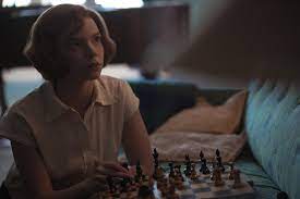 Her mother was working in the photography, and interior design field and the actress's father is a banker. Schach Hype Dank Damengambit Das Brett Das Die Welt Bedeutet