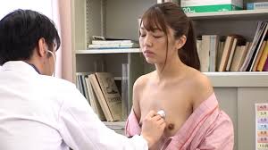 強烈過ぎる新種媚薬にイキまくり！！悪徳医の罠にハマった女子大学が媚薬SEXで堕ち果てる！！ - XNXX.COM