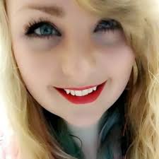 Ashley Reuter (@McKitten11)