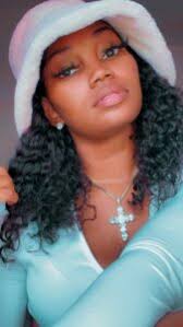 Community Highlights: Meet Chloe Pierce of Mochasage Beauty