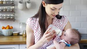 Here's a general look at how much your baby may be eating at different stages: How Much Formula To Feed A Newborn Baby