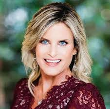 Susan Kastner's Instagram, Twitter & Facebook