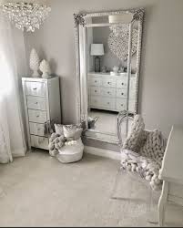 50 Beautiful Bedroom Mirror Ideas Can Improve Your Bedroom Idei Ukrasheniya Spalni Kvartirnye Idei Dizajn Doma