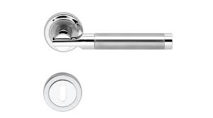 Maestro Rimini Circular Door Handle Set Indoor Door Maestro Rimini Korrozettas Kilincsgarnitura Belteri Ajt In 2020 Door Handle Sets Door Handles Indoor Doors