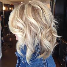 Platinum Blonde Hair With Lowlights Shoulder Length Blonde Curls Hair Styles Hair Lengths Short Blonde Hair