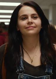 Bianca Piper (The DUFF) Photo