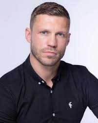 Sat there like I own the place 😜😎👊🏽 #model #modelling #actor #boxer