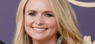 Miranda Lambert Squats In Tight Jeans That 'Show Off' Her Shape