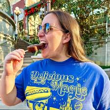 Kristen Wright (@wrightdownmainstreet) • Threads, Say more