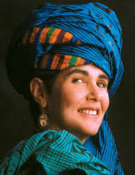 artSMart: SHARON KATZ HELPS BUILD SCHOOL