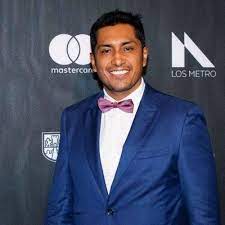 He has appeared in a number of movies in latin america and spain, starring in both feature films and short films.he is one of the actors featured in mónica maristain's book 30 actors made in mexico. Pin On Ilustracion Mental