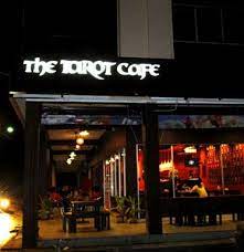 Kereta api eksekutif saat sore hari di stasiun surabaya gubeng seperti ka bangunkarta, ka ranggajati, ka bima, ka turangga. The Tarot Cafe T Jln Kereta Api Kuching Joshualaw88 S Blog