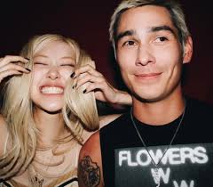 Rosé 和Evan Mock ，真的有人要傷心了🤣