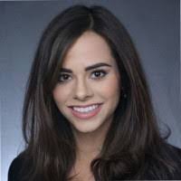 Elizabeth Knowles's Instagram, Twitter & Facebook