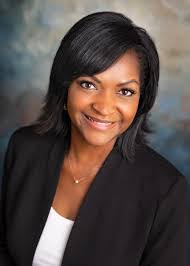 Sandra Pinkney's Instagram, Twitter & Facebook