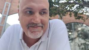 AI Manolo Navarro es un caballero del arbitraje nos place mucho poder  escuchar sus opiniones.