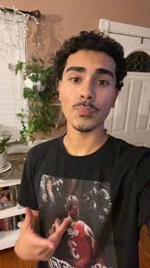 Lowkey missing my short hair, thought i would never say that 😭