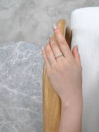 Every wedding is special and with lots loves, hn wedding studio is a team of artist helps each client with their love and individual expertise to capturing your wedding with elegance. Wedding Rings Hn Jewelry